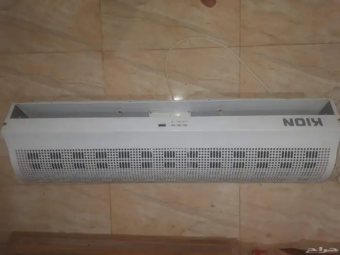 ستاره هواء للابواب لمنع تسريب المكيف وتعمل كمروحه 0