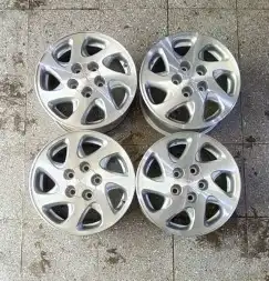 جنوط كامري2000 مستعمل أصلي وكالة 0