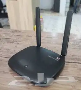 مقويات الانترنت للفنادق والمكاتب هواتف اي بي لسهولة التواصل 4