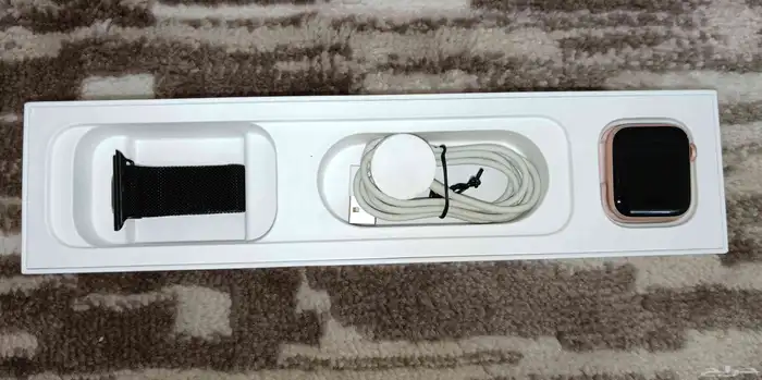 ساعة ابل واتش 4 2