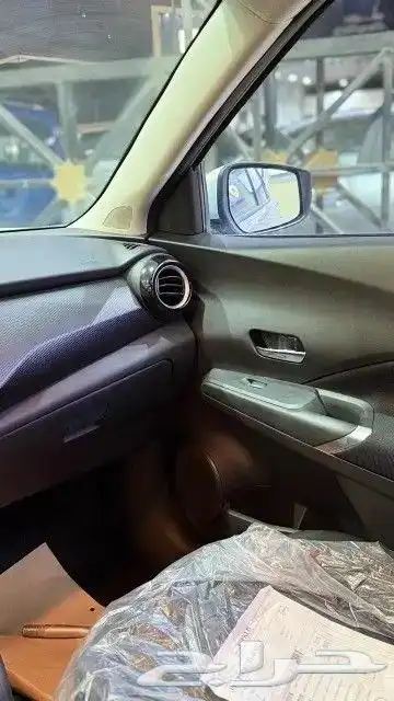 نيسان كيكس 6