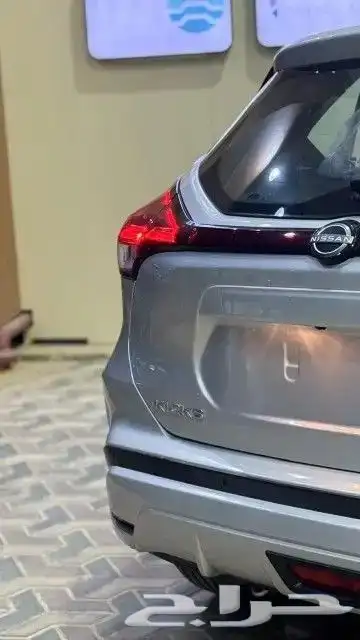 نيسان كيكس 12