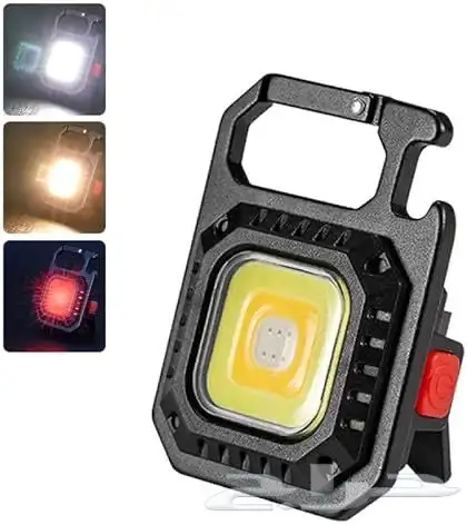 مجموعة من الإضاءة والكشافات تحت سقف واحد عند القناص العربي 20