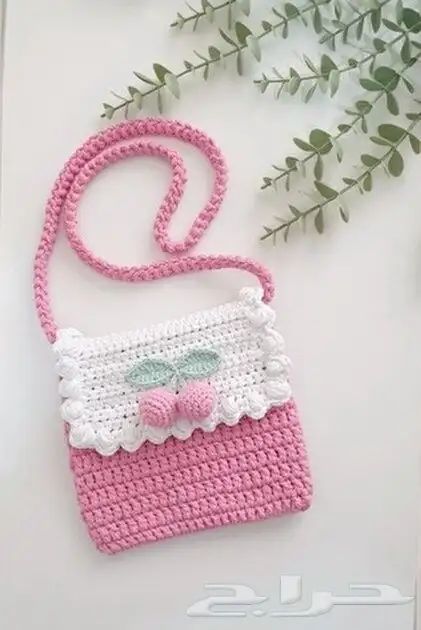 أعمال كروشية 25