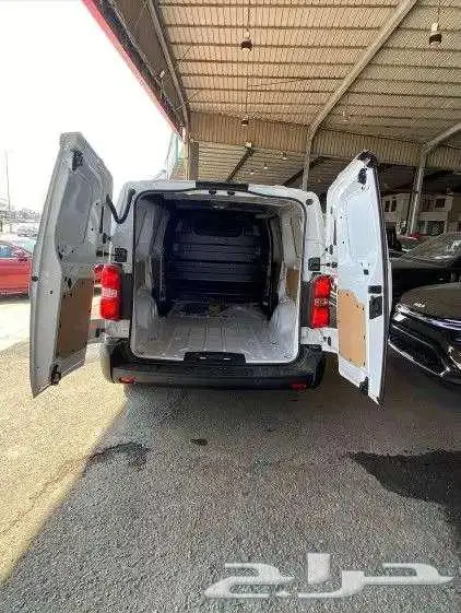 بيجو اكسبرت فان بضاعه ديزل قير اوتوماتيك 2025 4