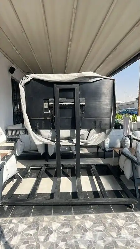 ستاند شاشة شبه جديد 1