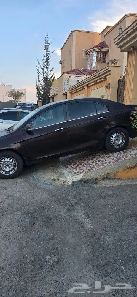 سياره جلي 2014 قير عايدي ماشيه 180 البودي البويه مشهبه 0