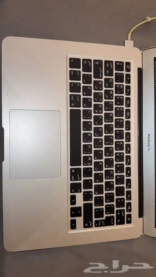 ماك بوك اير MacBook Air (13-inch 2017) نظيف 1