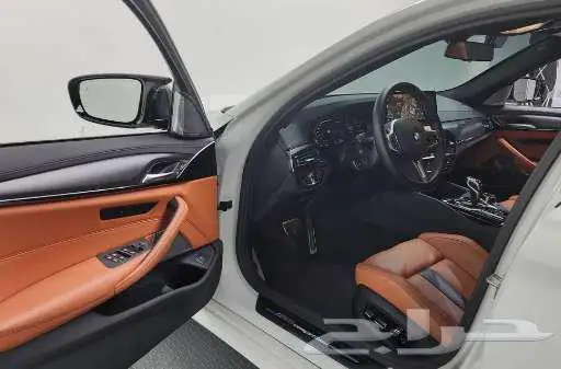 BMW M5 موديل 2023 الميموني للاستيراد بكوريا 6
