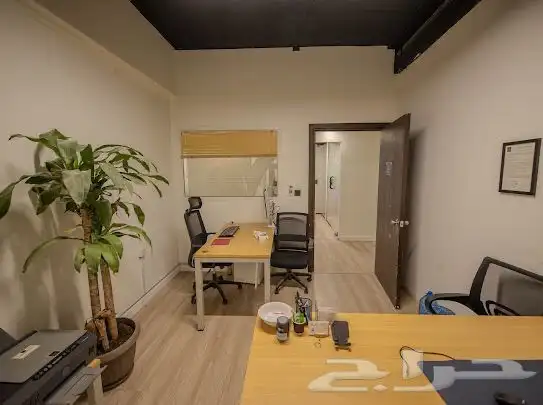 مكاتب تجمع بين الاحترافية  الراحة  والإبداع في مكان واحد 5