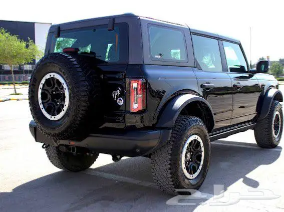 برونكو 2022 باند لاند اسود مالك واحد من الوكاله 6