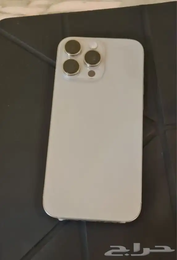 ايفون 16 برو ماكس 1