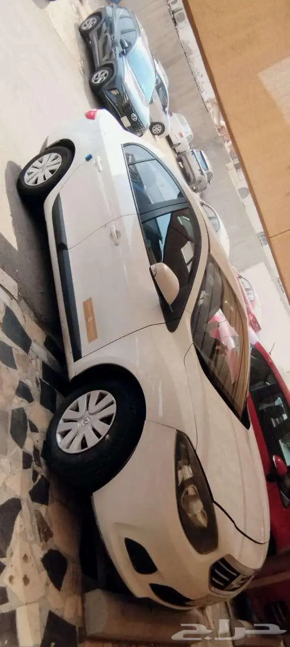 رينو فلوينس 15700ريال حالة جيدة 2