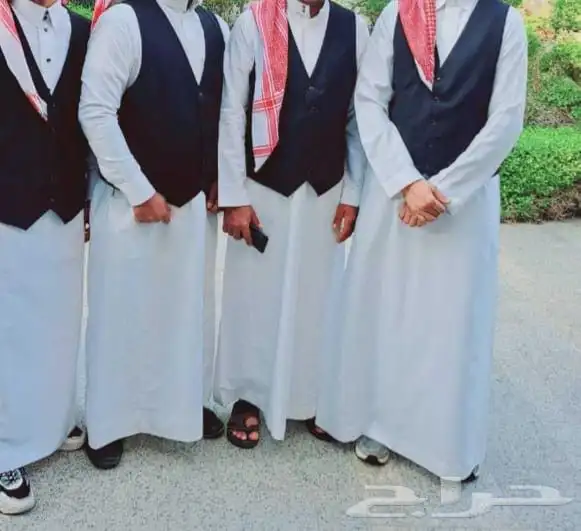 قهوجي وصبابين وصبابات كراسي وطاولات قزاز سجاد 9