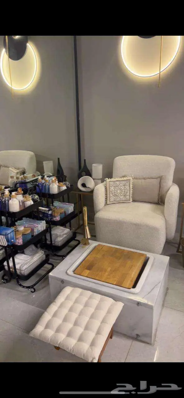 صالون نسائي للتقبيل حي السلامه 0