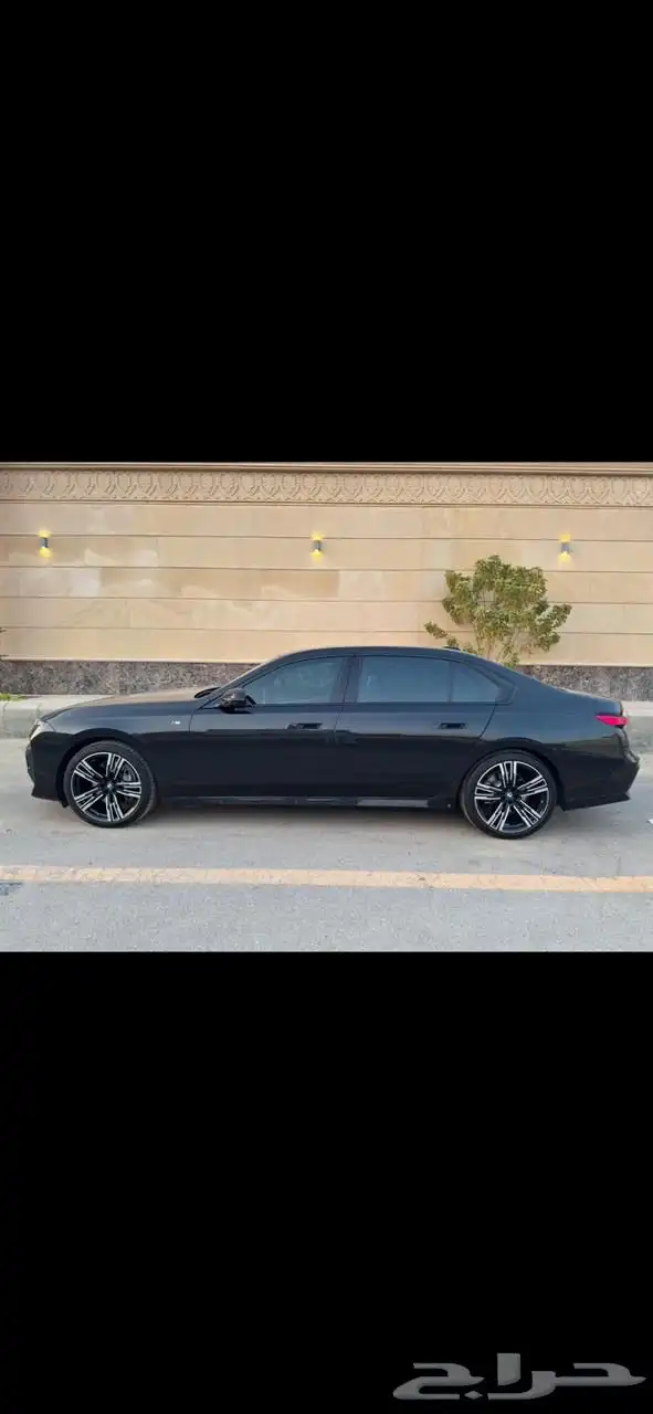 وراد الناغي bmw 740 i (2025) 1