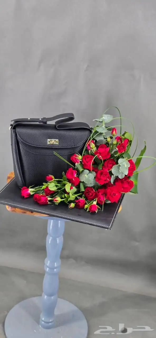 الوردة الذهبية ( ورد . كيك .شوكلاته ) خصم 30 29