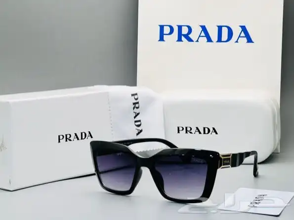 نظارات ماركات 65