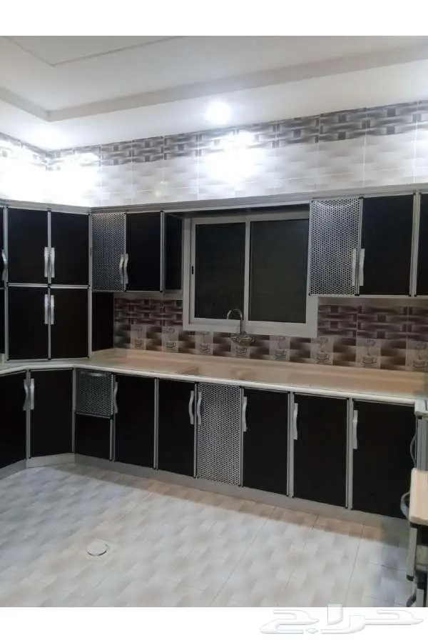 عرض رقم  4214   فيلا ايجار مساحة 300 المونسية 8