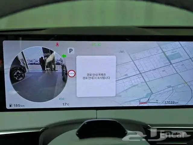 جينسيس GV70 2025 10