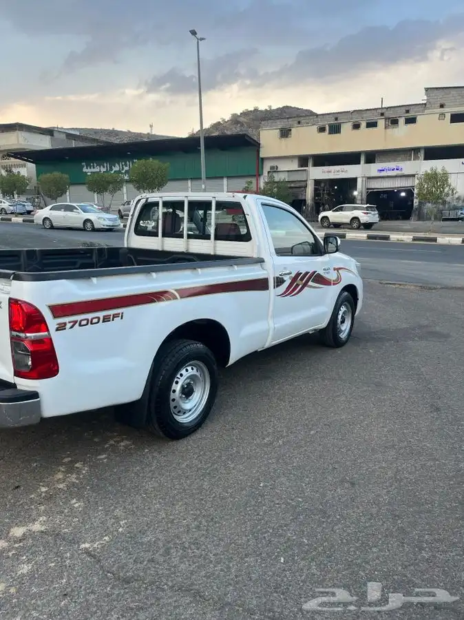 هايلوكس 2013 غماره 4