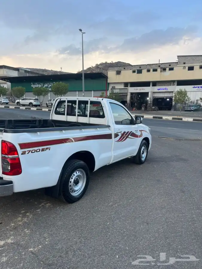 هايلوكس 2013 غماره 5