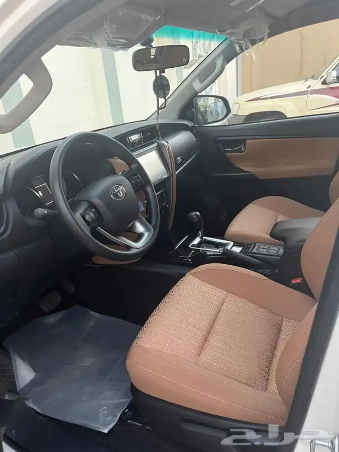 فورتشينر 2022 gx1 اربع سلندر بدون دبل ( وكاله ) 4