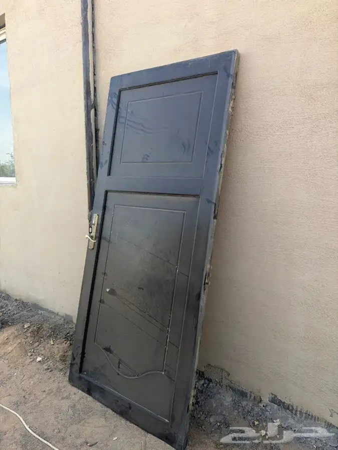 للبيع بيبان خشب 1