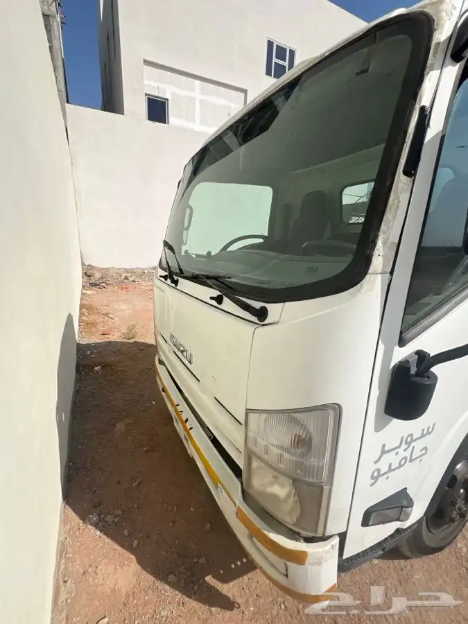 للبيع دينا ايسوزو 2012 ونش 3