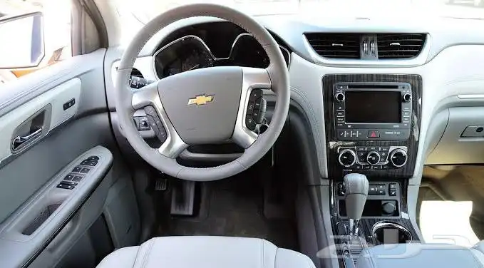 سيارة شيفروليه ترافيرس 2014 نضيفة جدا 1