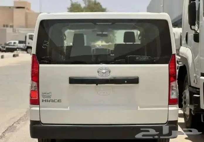 تويوتا هايس بضاعه سقف منخفض 2026 بالنقد والتقسيط سعودي 5