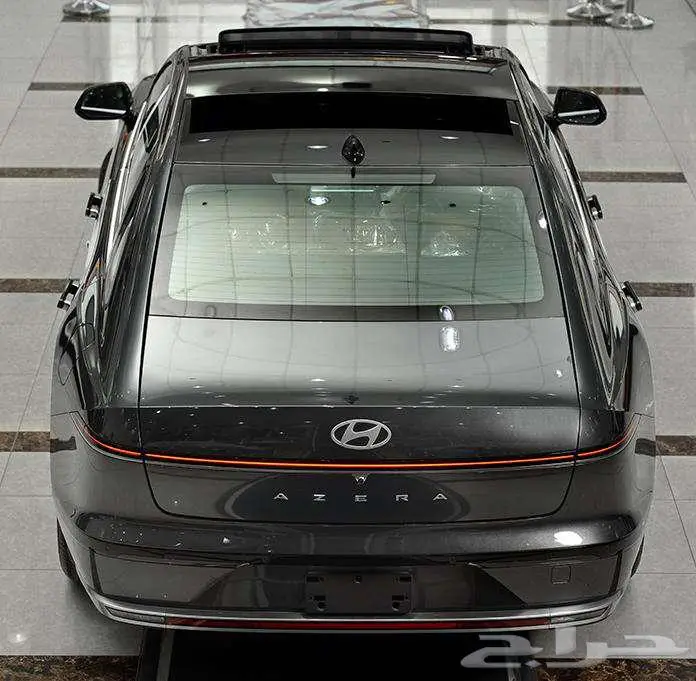 هيونداي ازيرا 2026 كلاسيك بريميوم كاليجرافي - لون اسود 0