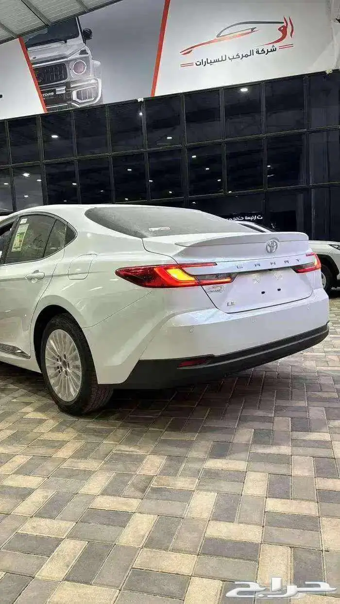 تويوتا كامري LE نص فل سعودي 2025 4