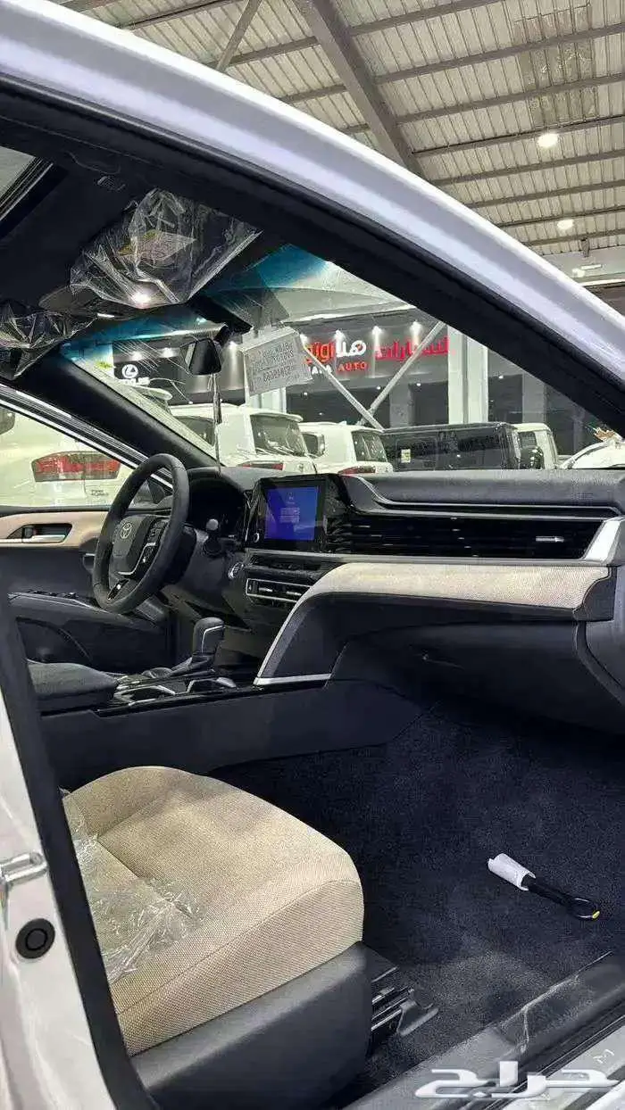 تويوتا كامري LE نص فل سعودي 2025 2