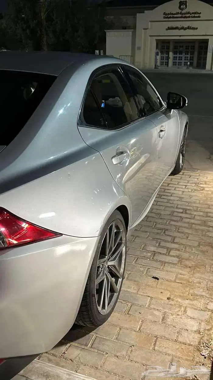 لكزس رياضي ارنوبه 20