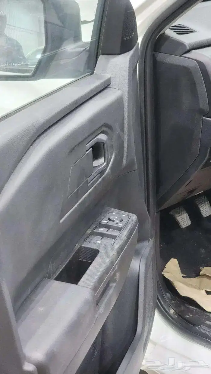 عرض خااص ميتسوبيشي L200 غمارتين ديزل موديل 2024 10