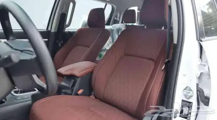 هايلكس غمارتين دبل بنزين S GLX موديل 2025 ديزل 9