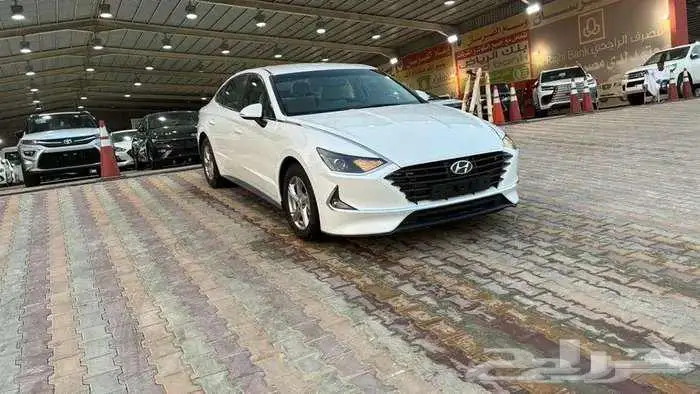 هيونداي سوناتا 2021 استاندر بنزين - 2400 سي سي 2
