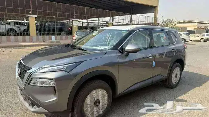 نيسان اكس تريل 5 و 7 راكب بدون دبل ودبل 2026 3