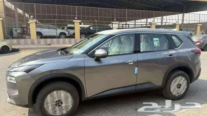 نيسان اكس تريل 5 و 7 راكب بدون دبل ودبل 2026 5