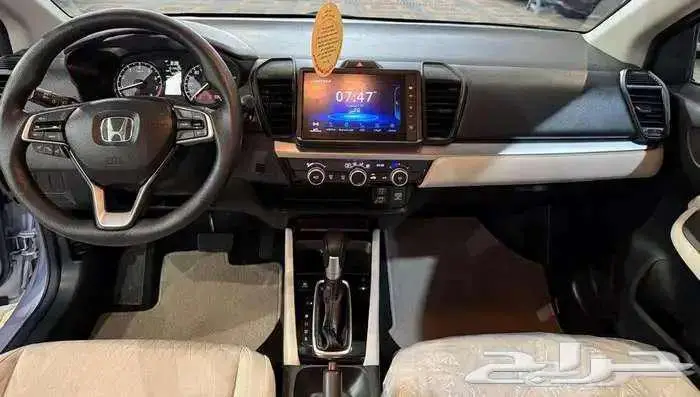 للبيع هوندا سيتي 2024 سعودي ( شبه اصفار ) 30