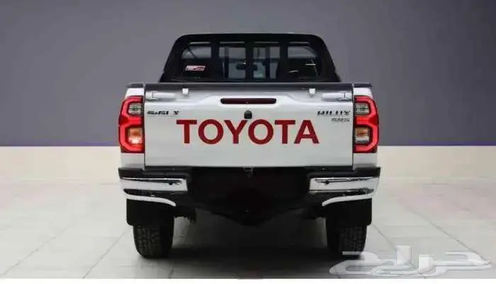 هايلكس غمارتين دبل بنزين S GLX موديل 2025 ديزل 5