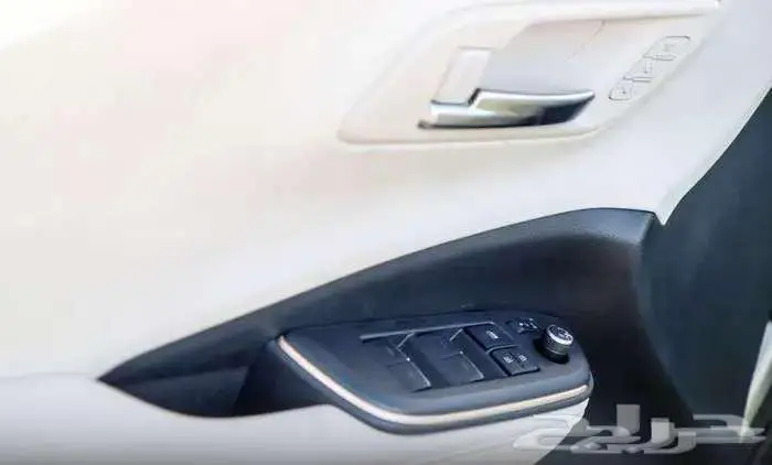 كراون ماجسنا لونين 2023 4