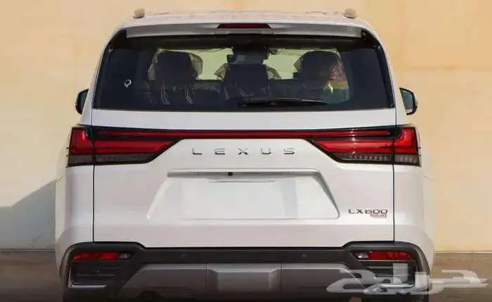 لكزس 600.BB موديل 2025 حبه فقط ابيض لؤلؤي بنزين 6