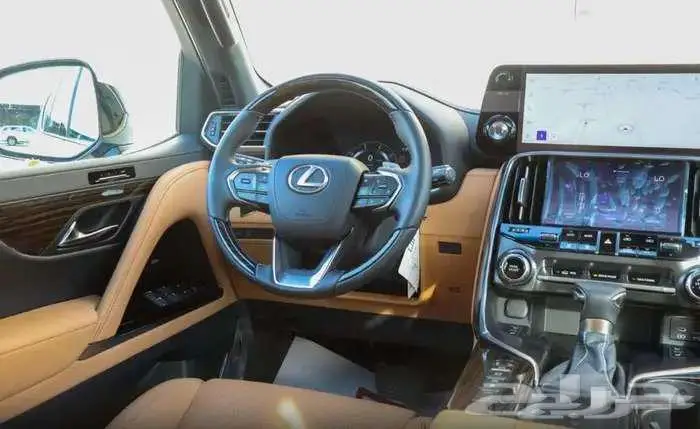 لكزس 600.BB موديل 2025 حبه فقط ابيض لؤلؤي بنزين 13