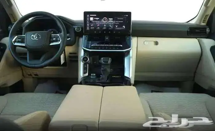 لاندكروزر L3 موديل 2025 اسود 12