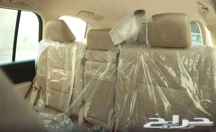 لاندكروزر L3 موديل 2025 اسود 17