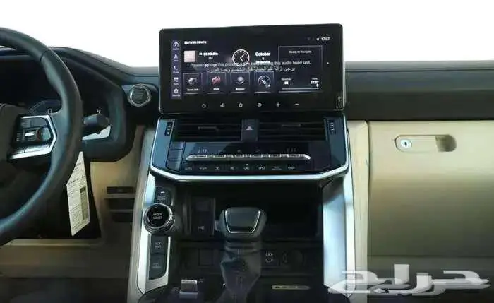 لاندكروزر L3 موديل 2025 اسود 19