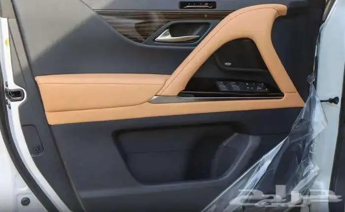 لكزس 600.BB موديل 2025 حبه فقط ابيض لؤلؤي بنزين 14