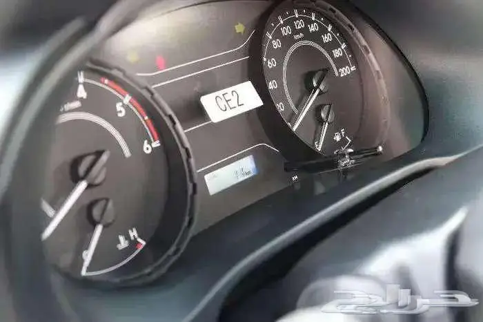 تيوتا هايلوكس غمارتين بدون دبل 8